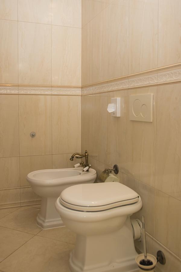 Apartman Nostalgia Κάρλοβι Βάρι Εξωτερικό φωτογραφία